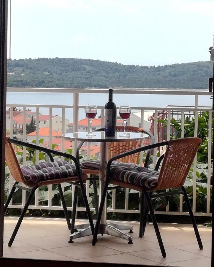 Apartment Mia - Spacious Apartment On 85 M2 With Beautiful Sea View Trogir Luaran gambar