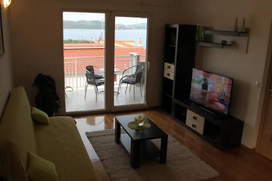 Apartment Mia - Spacious Apartment On 85 M2 With Beautiful Sea View Trogir Luaran gambar