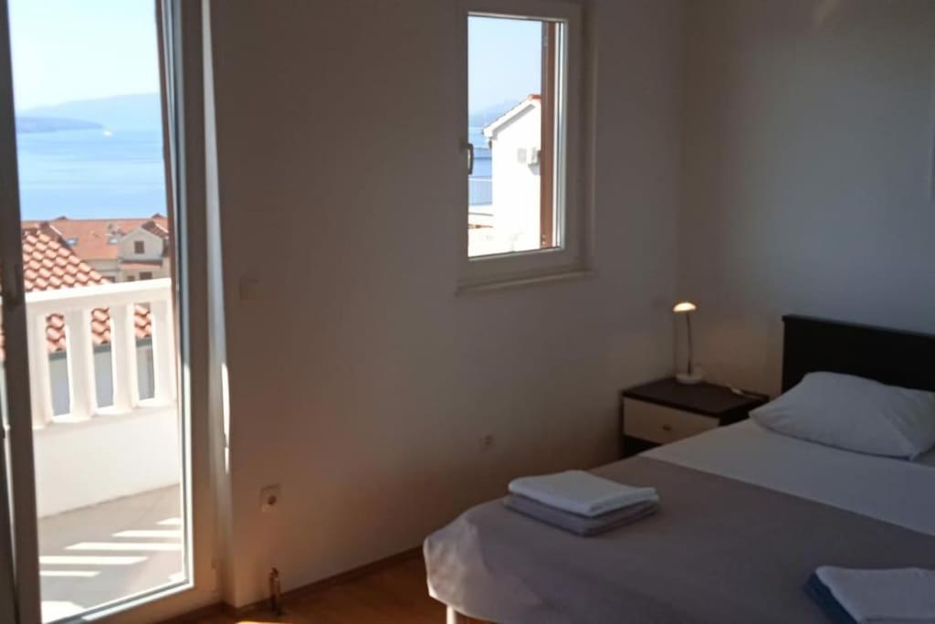 Apartment Mia - Spacious Apartment On 85 M2 With Beautiful Sea View Trogir Luaran gambar